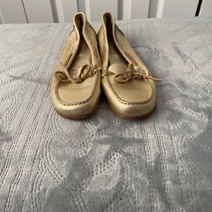 PRIORI Italian  Flats gently worn size 39. GOLD
